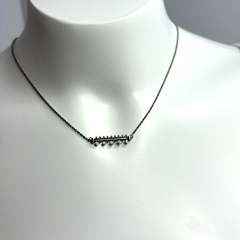 Kendra Scott - Elegant Silver Played Anissa Bar Necklace - New with Tag. - Picture 2 of 3